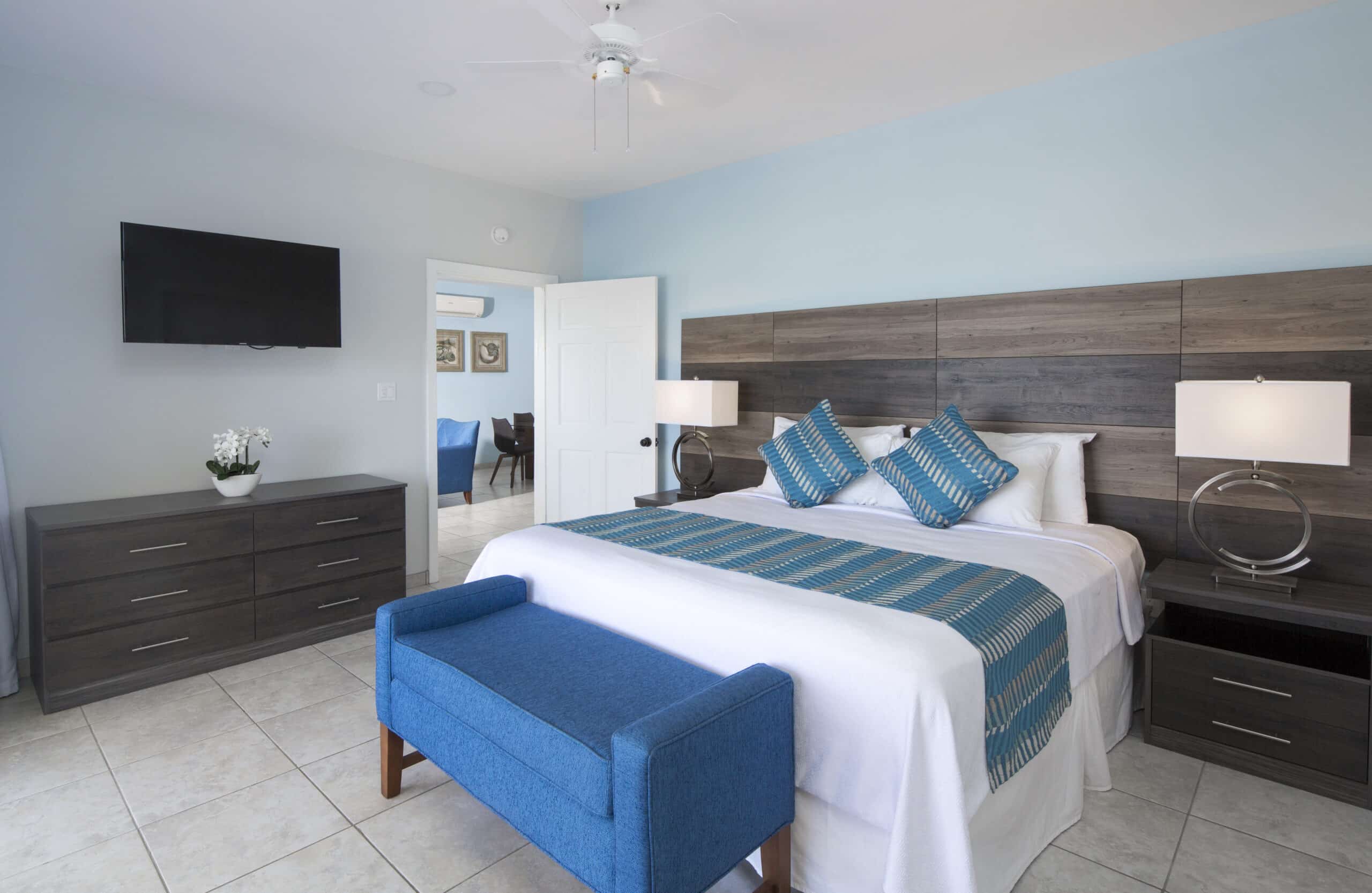 Luxury Suites